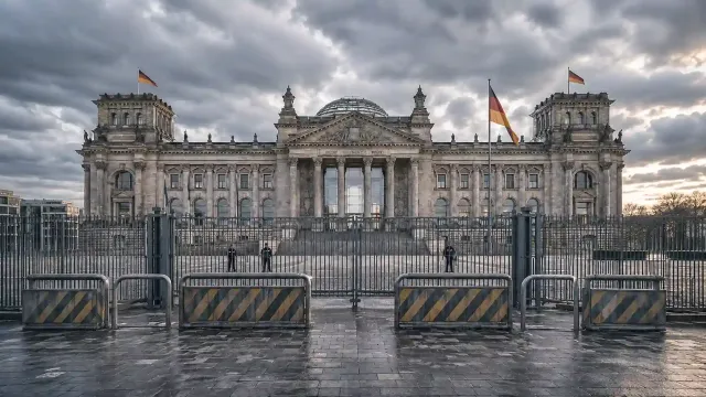 Spannungsfall in Deutschland: Was dann wirklich passiert